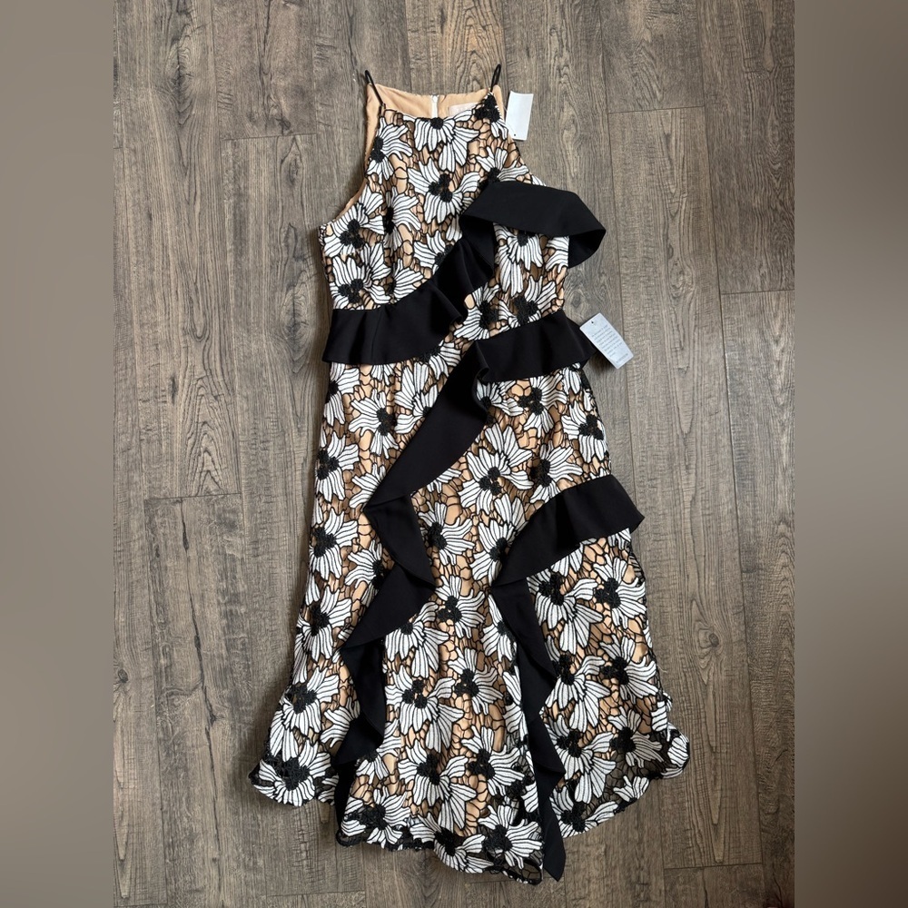 Keepsake The Label Break Free Lace Midi Dress- NWT- Large - Picture 4 of 9